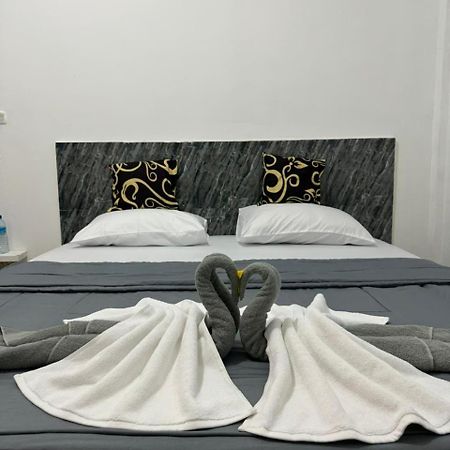 Black Sweet Homestay Dua Гили Еър Екстериор снимка